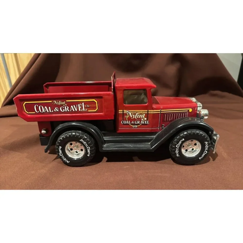 Vintage 1990 Nylint Classics Pressed Steel Caol Gravel Dump Truck Red 3050 USA